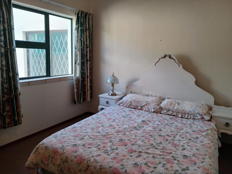 4 Bedroom Property for Sale in Stilbaai Wes Western Cape